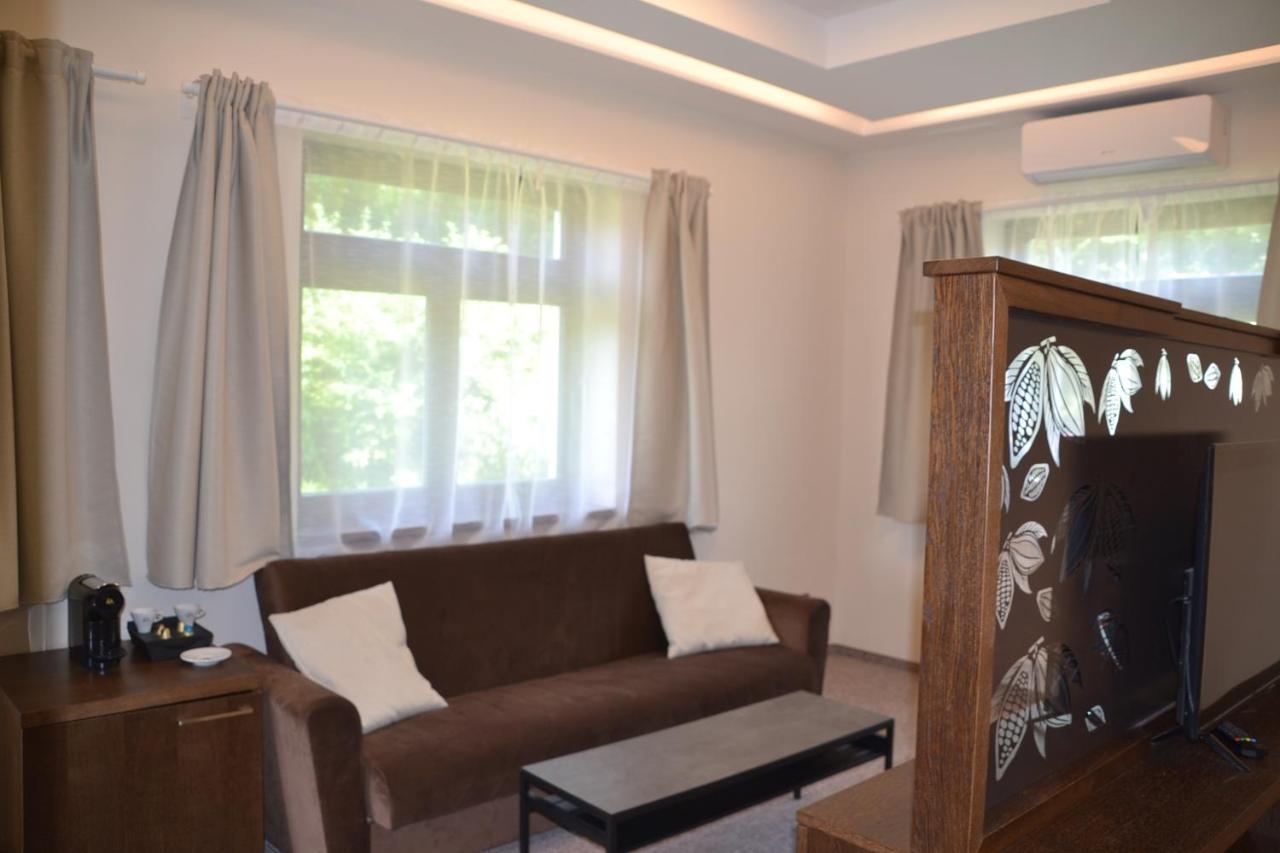 Wellness Hotel Svachovka Mírkovice Exteriör bild