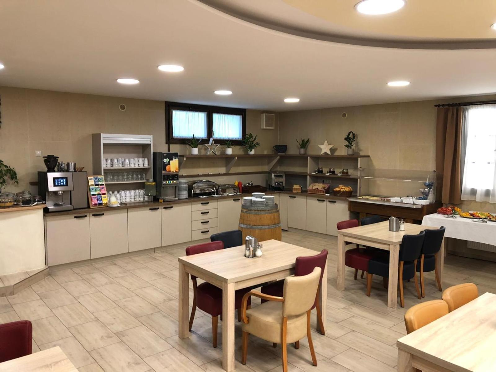 Wellness Hotel Svachovka Mírkovice Exteriör bild