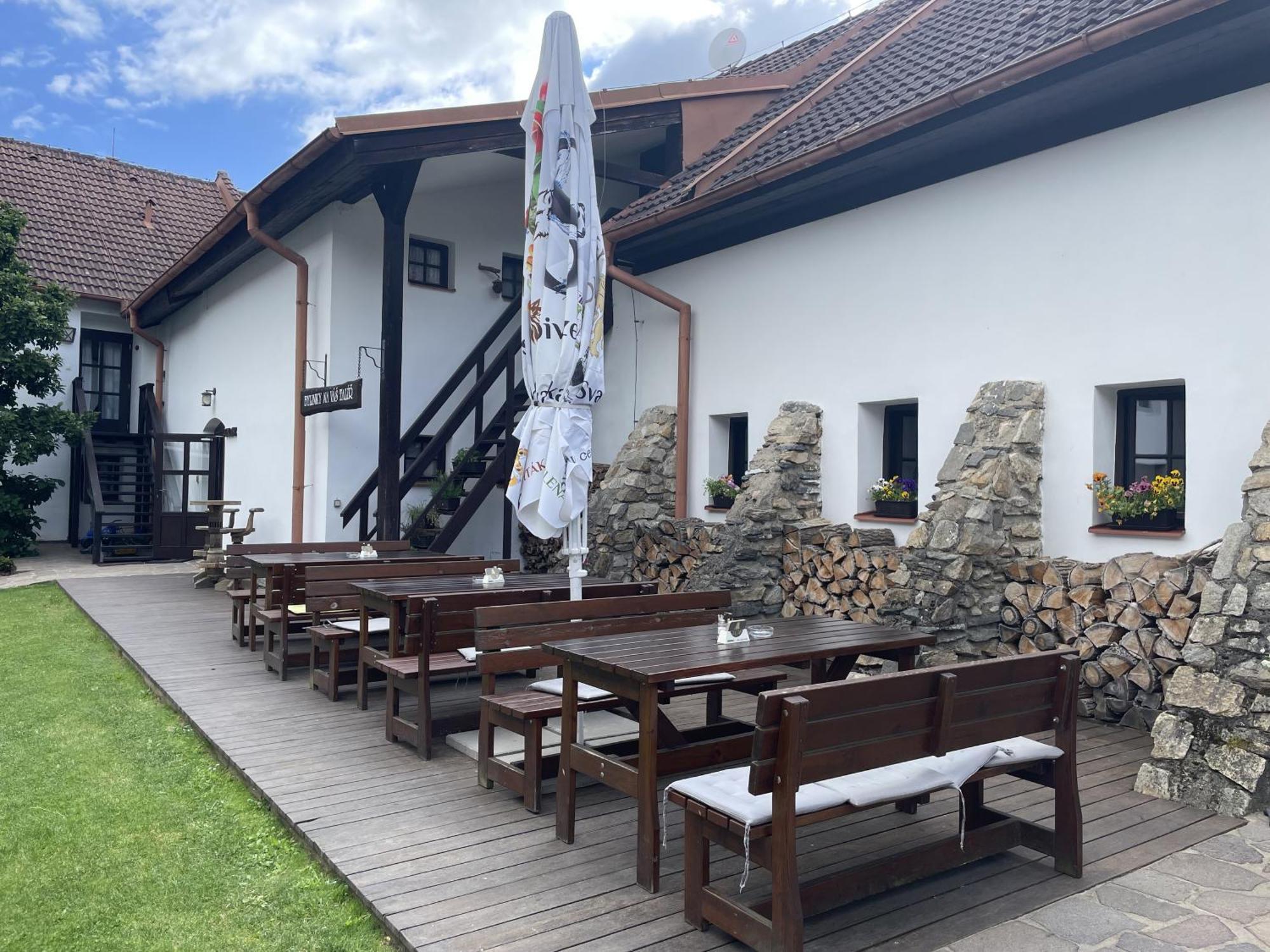 Wellness Hotel Svachovka Mírkovice Exteriör bild